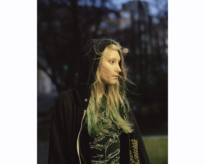 Julia, 2016